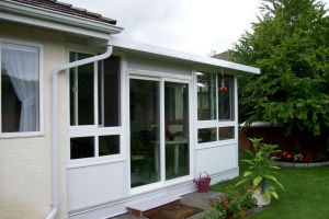 Customized Sunroom | Castle Decks & Aluminum Products