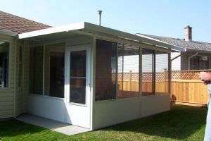 Customized Sunroom | Castle Decks & Aluminum Products