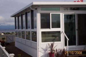 Customized Sunroom | Castle Decks & Aluminum Products