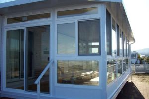 Customized Sunroom | Castle Decks & Aluminum Products