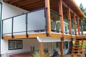 Glass Deck Railing | Castle Decks & Aluminum Products | Vancouver Island